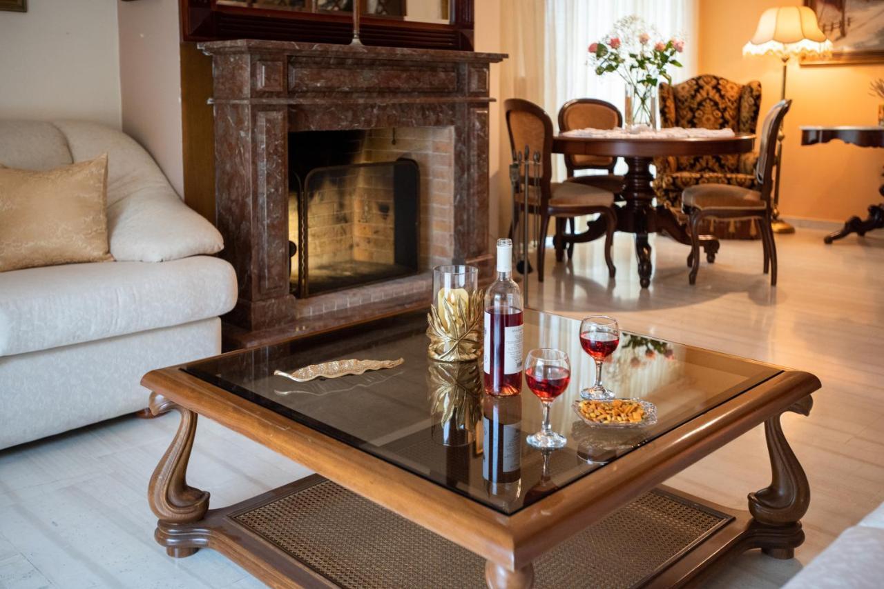 Hector'S Flisvos Apartment Atina Dış mekan fotoğraf