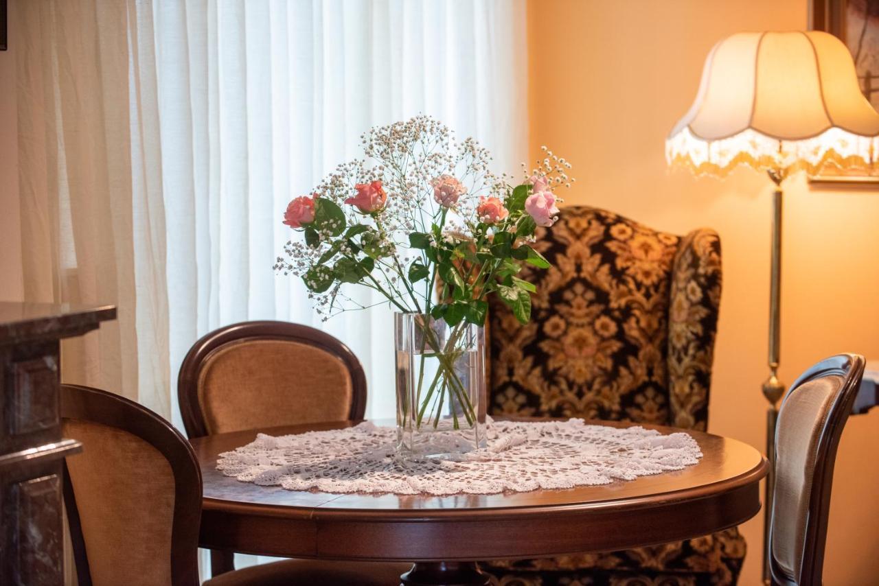 Hector'S Flisvos Apartment Atina Dış mekan fotoğraf