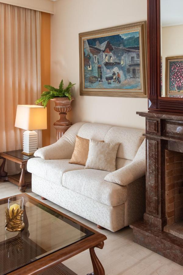 Hector'S Flisvos Apartment Atina Dış mekan fotoğraf